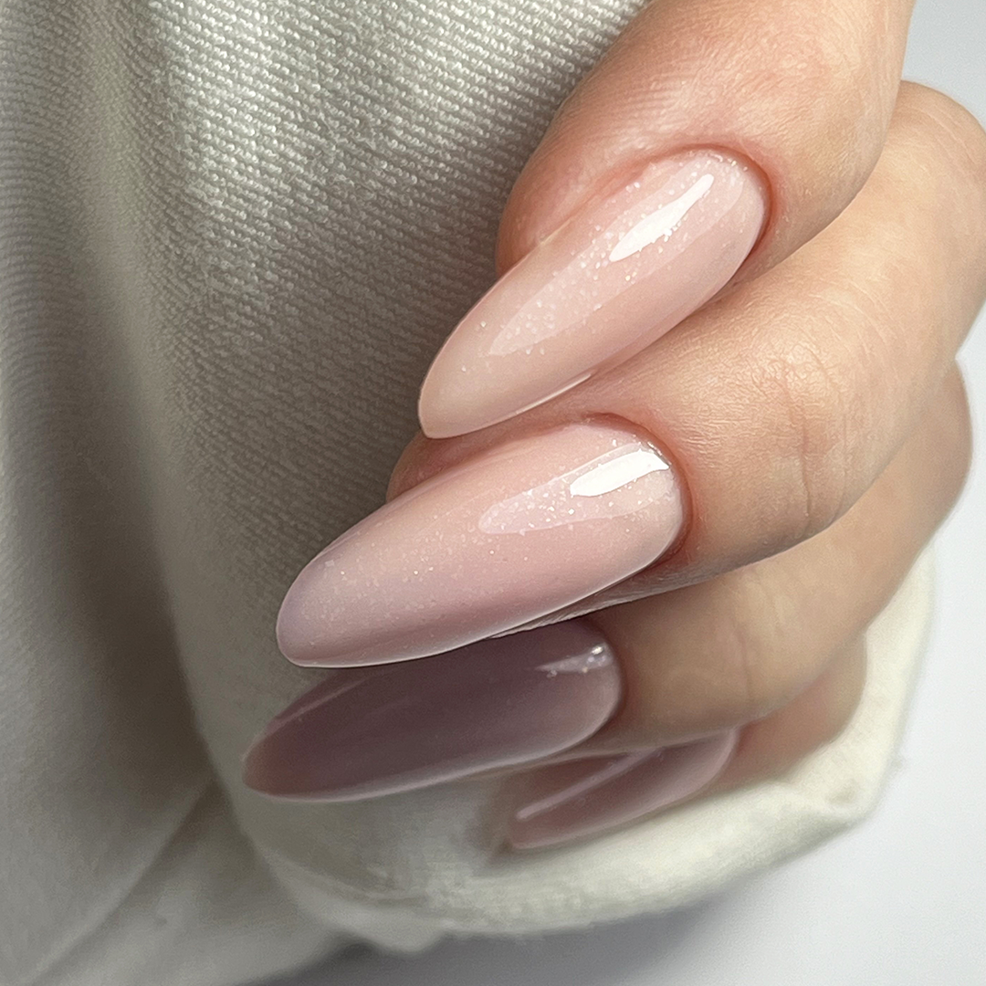 JOIA vegan PolyLiquid Gel 10 Apricot Gleam 8 ml